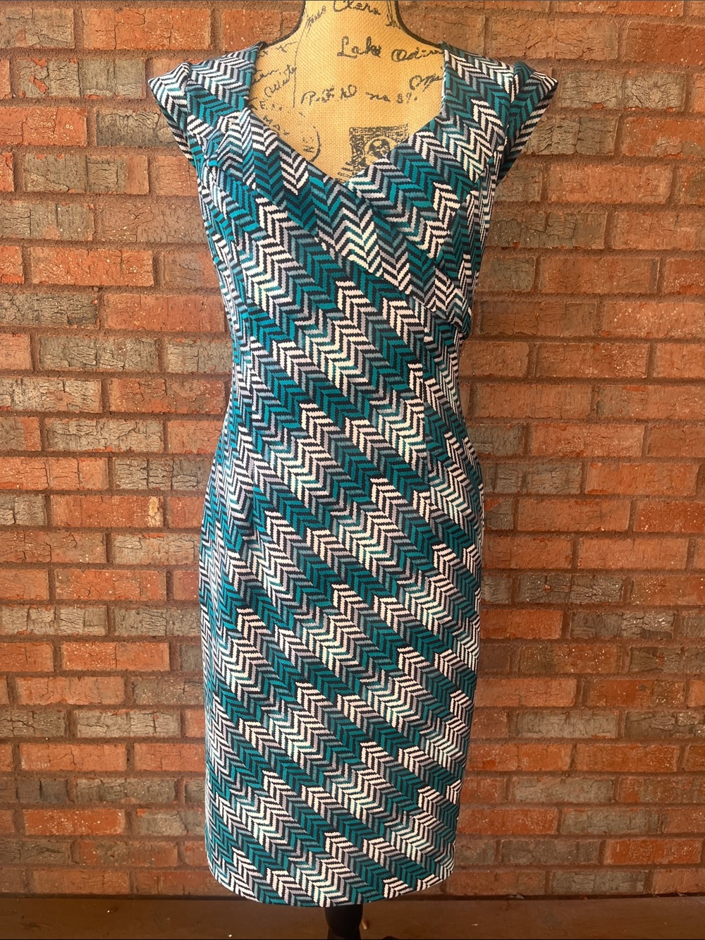 WHBM Cap Sleeve Teal Chevron Sheath Midi Dress (8)